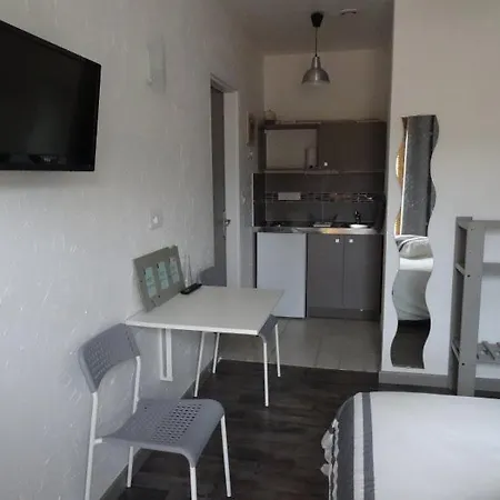 Appartement Le Chantemerle Climatise Briennon