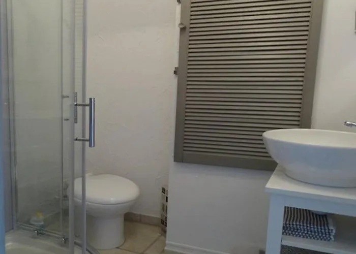 Le Chantemerle Climatise Apartment *