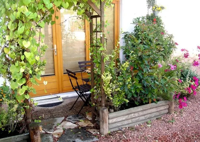 Le Chantemerle Climatise Apartment